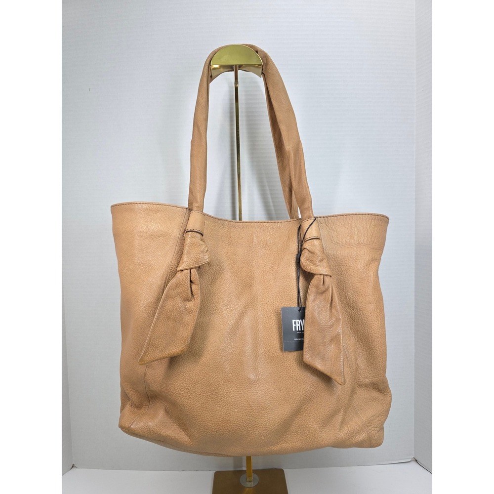 Frye Nora Knotted Tote Beige Pebbled Leather Shoulder Bag DB1107 NEW